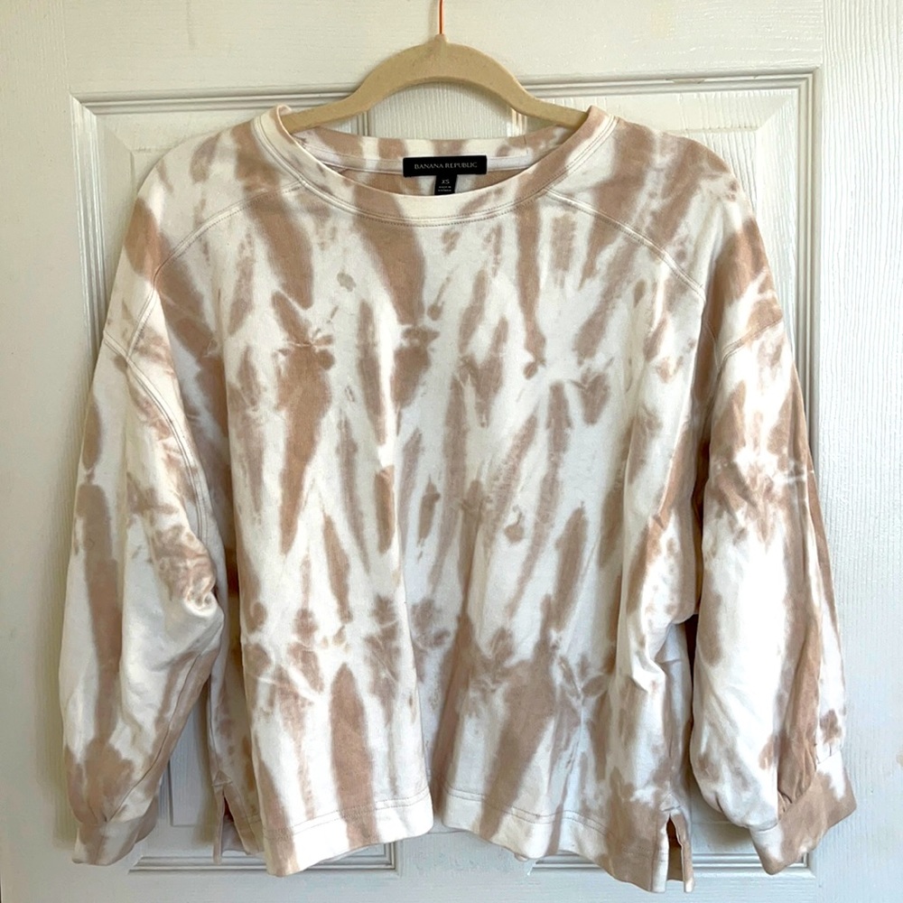 Banana republic tie dye sweatshirt